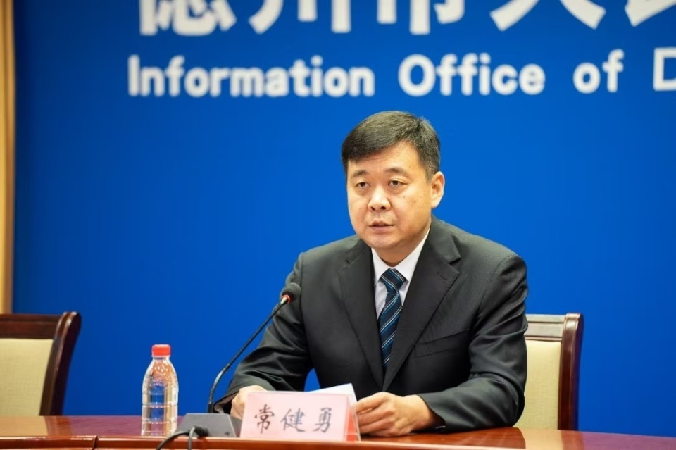 特别是亲子, 以专业标准, bt 特别是亲子, 以专业标准, bt